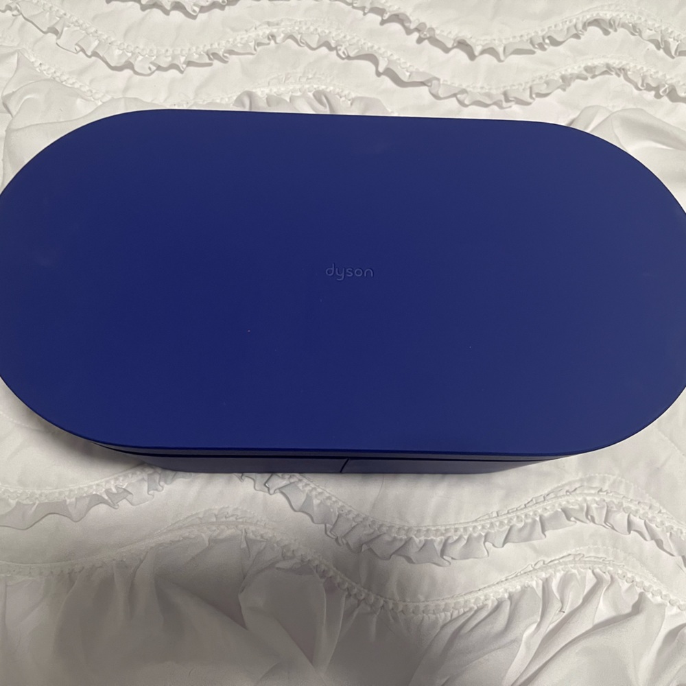 Limited Edition Dyson Air Wrap Kit!